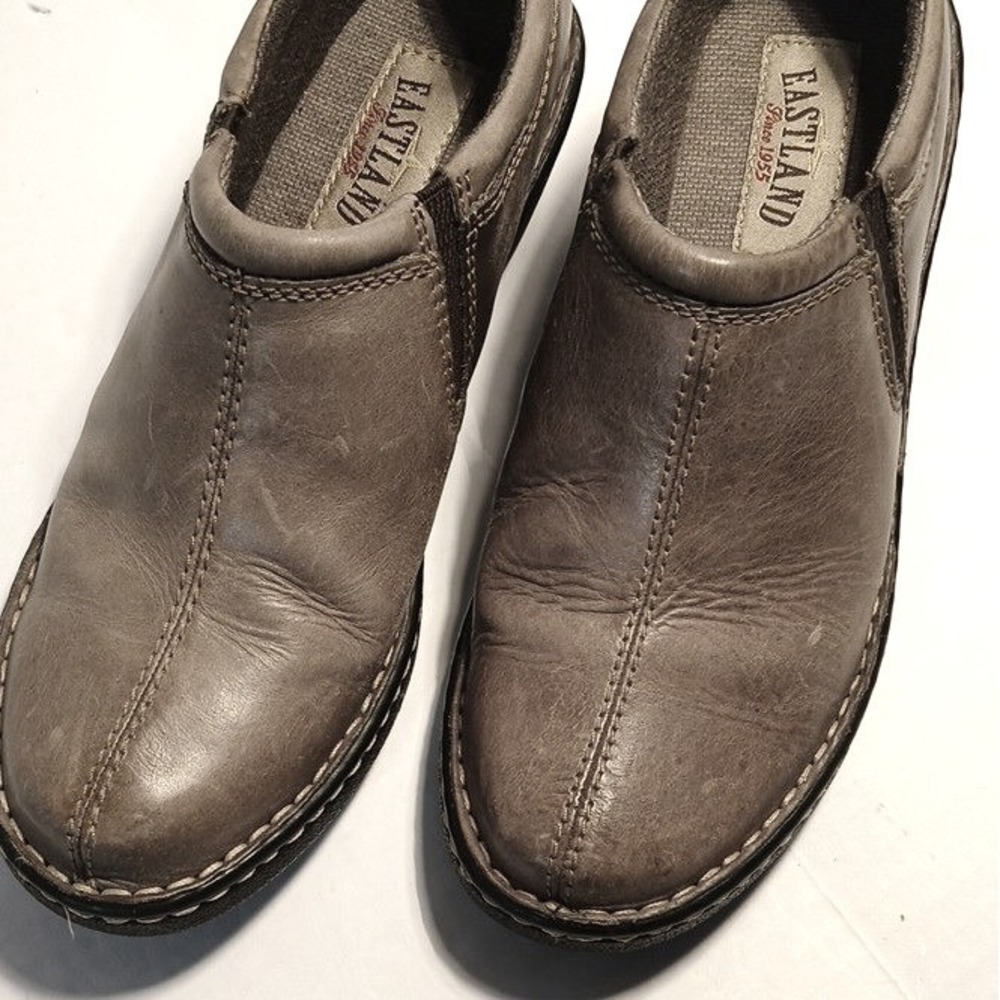 Eastland Women's Brown Leather Slip-On Comfort Casual Shoes Round Toe Size 8 M